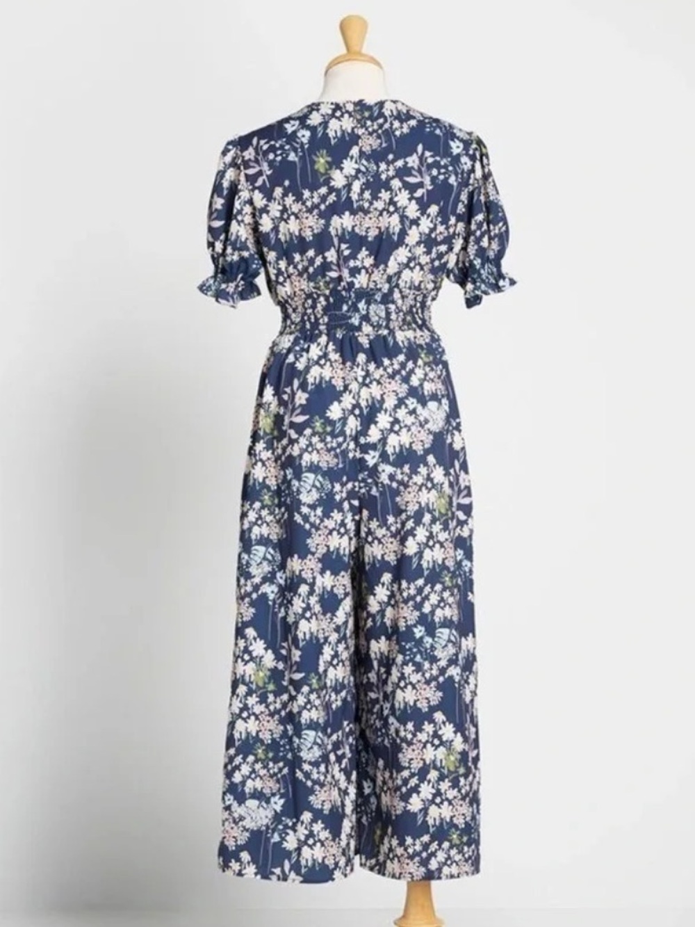 MODCLOTH x HUTCH NWOT Floral So‎ Exceptional Wide Leg Jumpsuit in Navy - Picture 2 of 8
